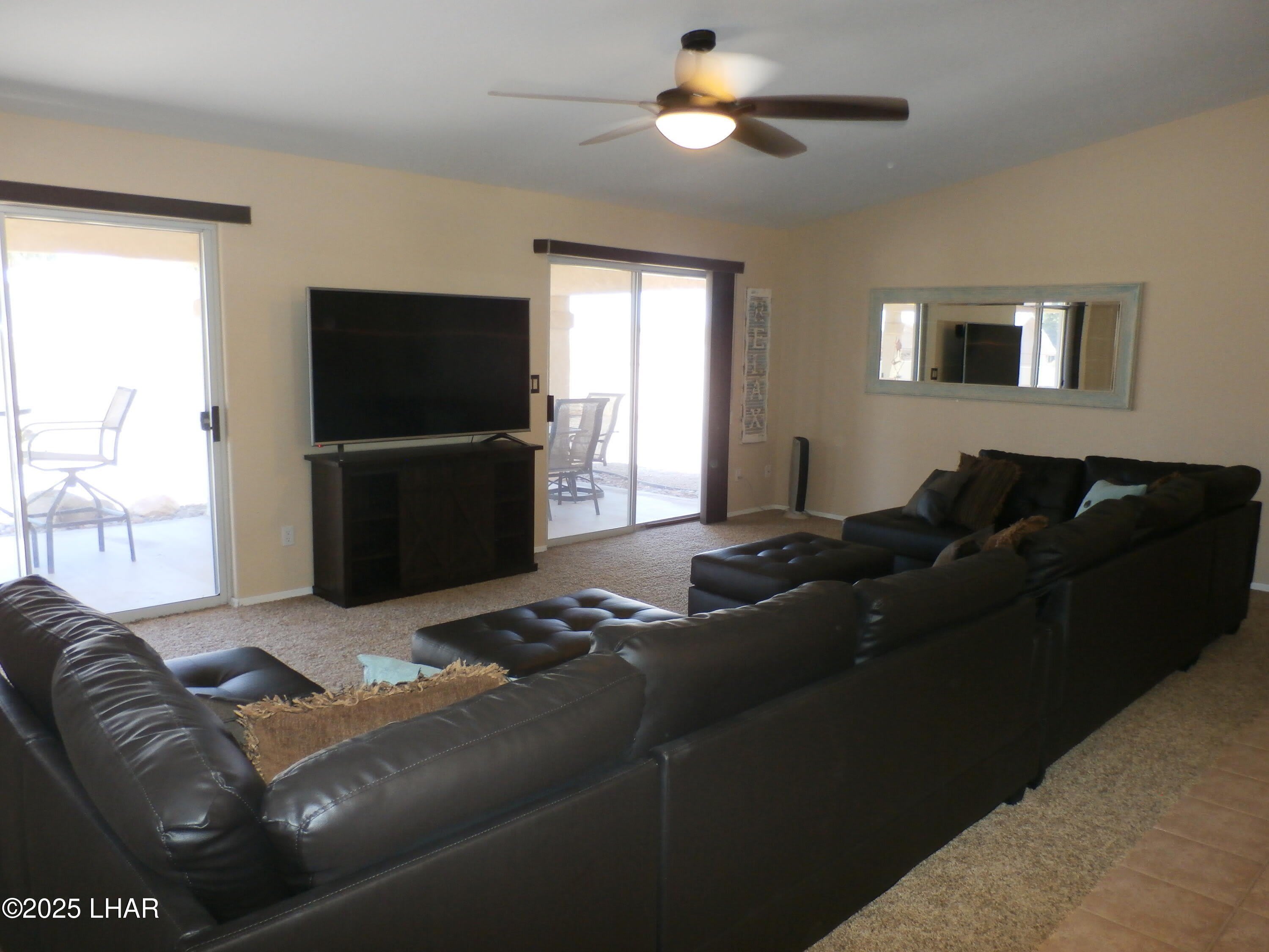 2304 Buckingham Blvd – photo 2