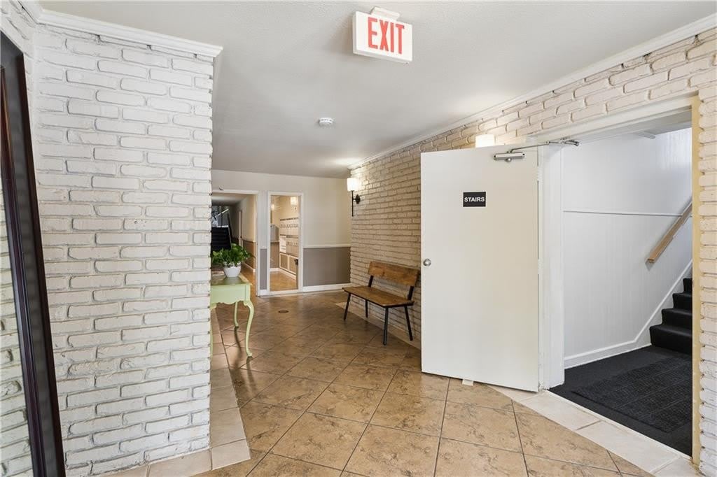 395 Pharr Road – photo 2