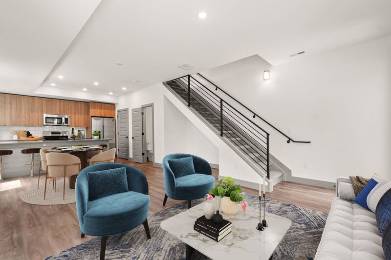 1565 N King Street – photo 2