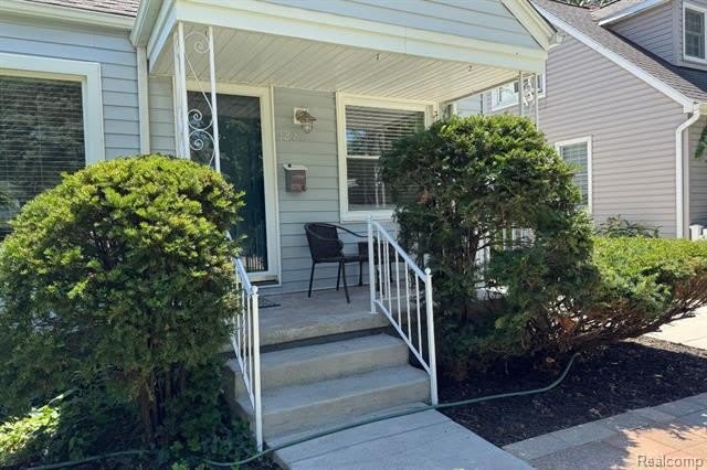 128 Girard Avenue – photo 3