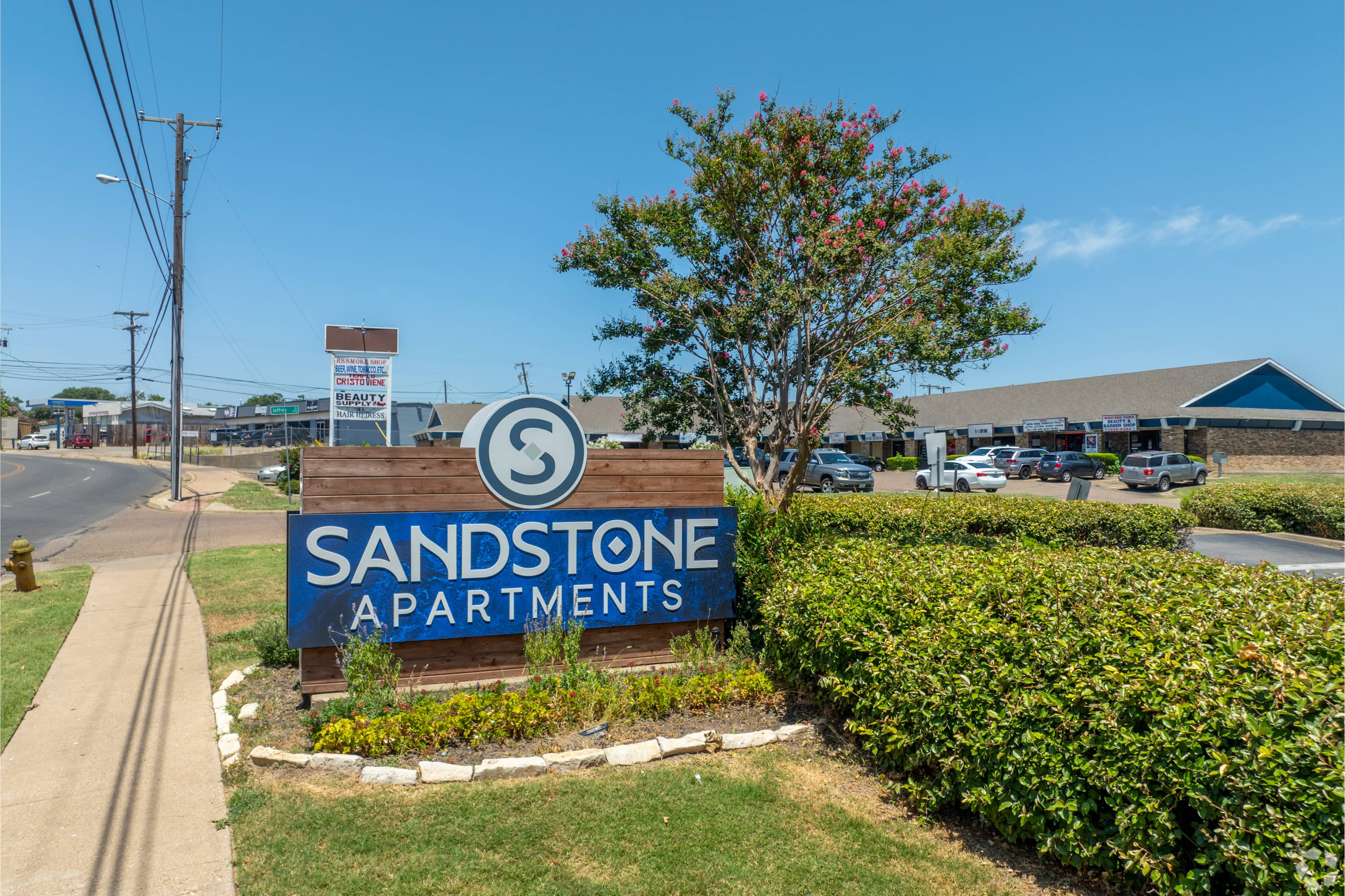 Sandstone – photo 1