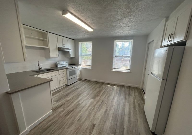 312 East Mission Avenue – photo 4
