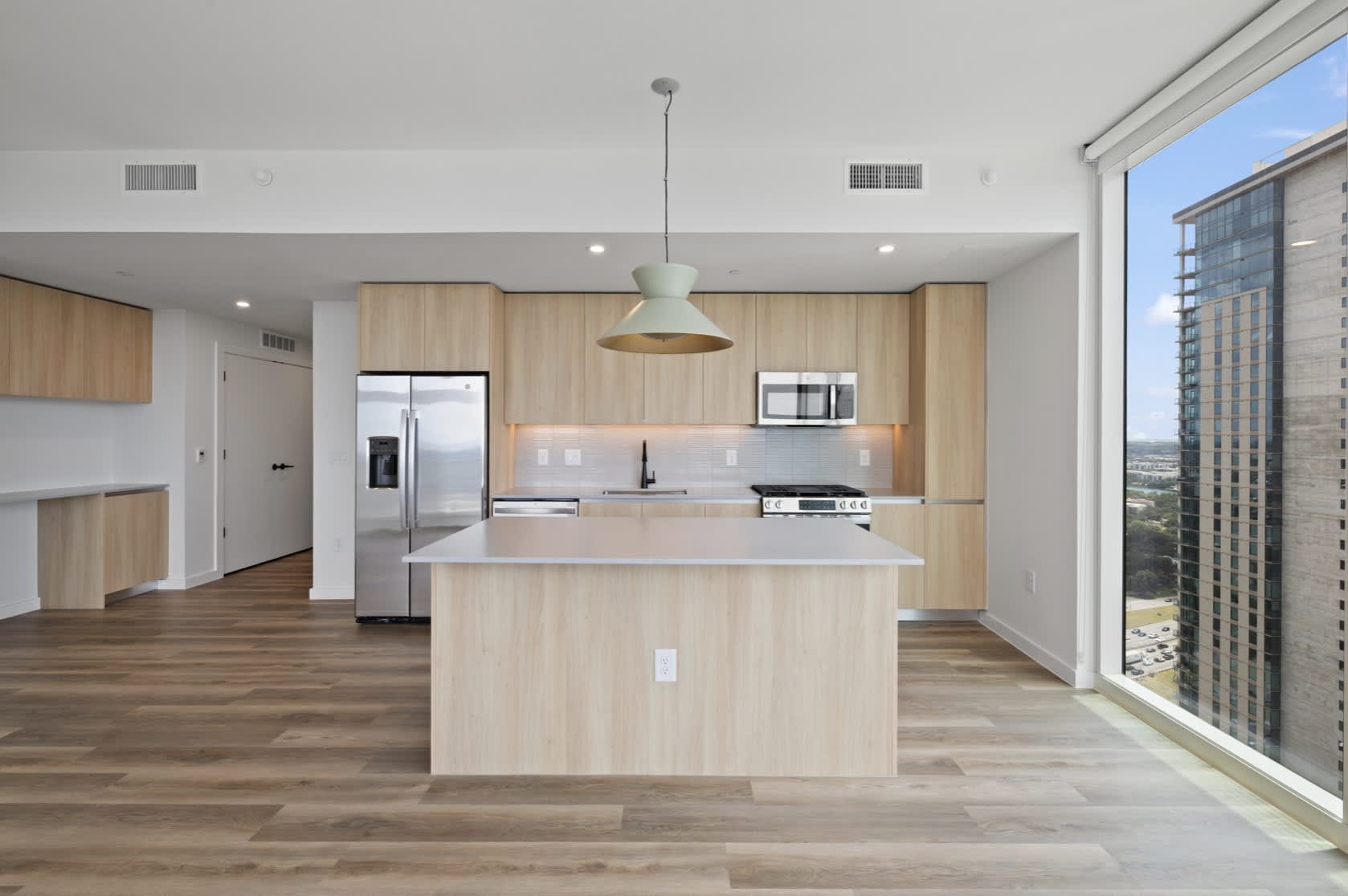 54 Rainey St – photo 3