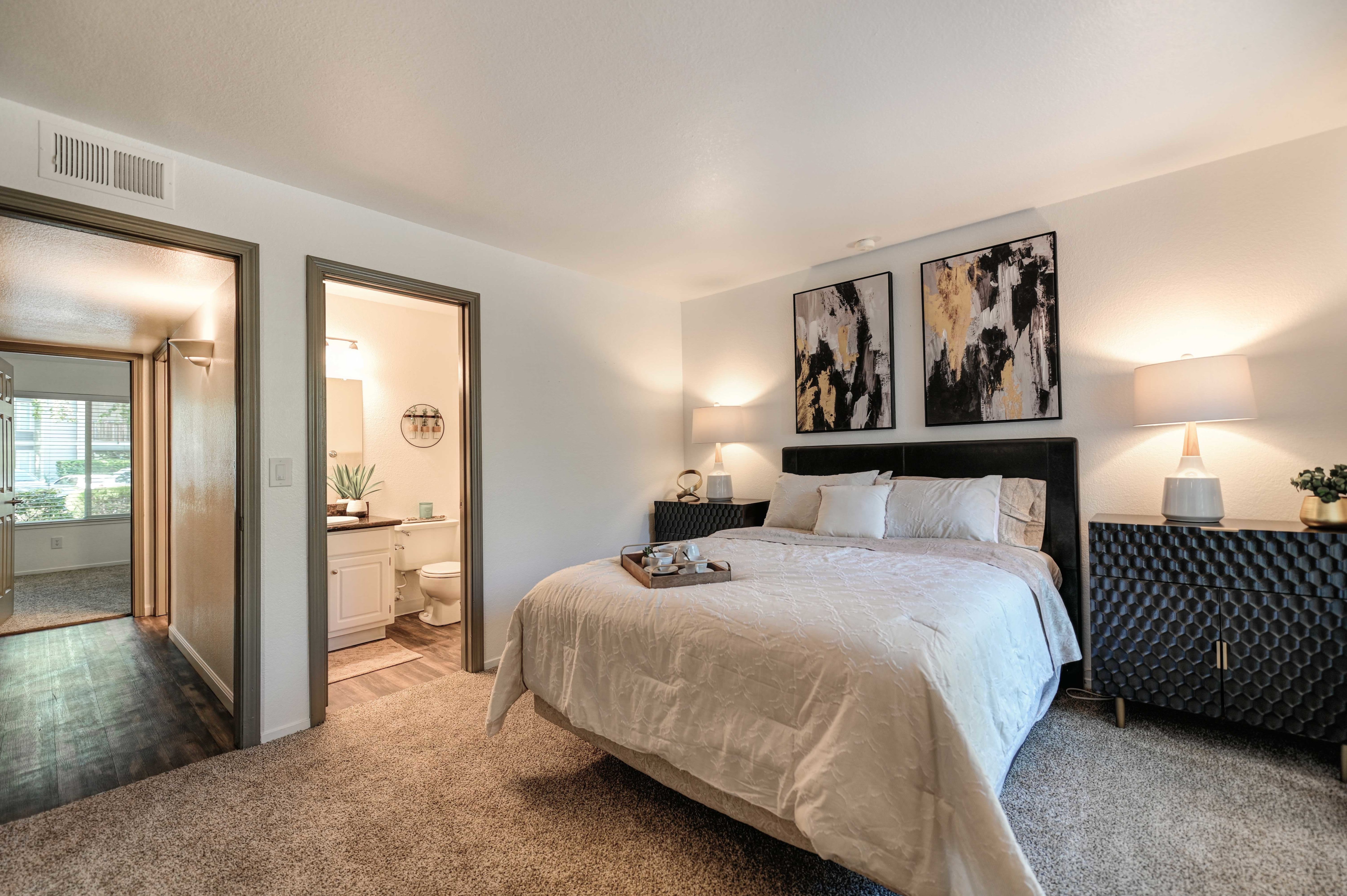 Harbor Oaks Apartment Homes – photo 4