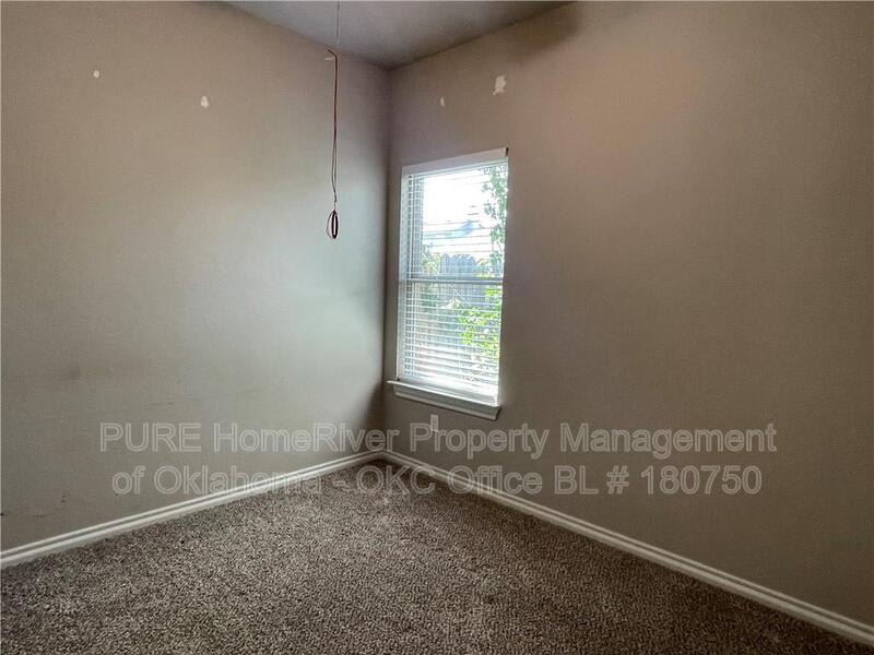 1032 SW 92nd St – photo 5