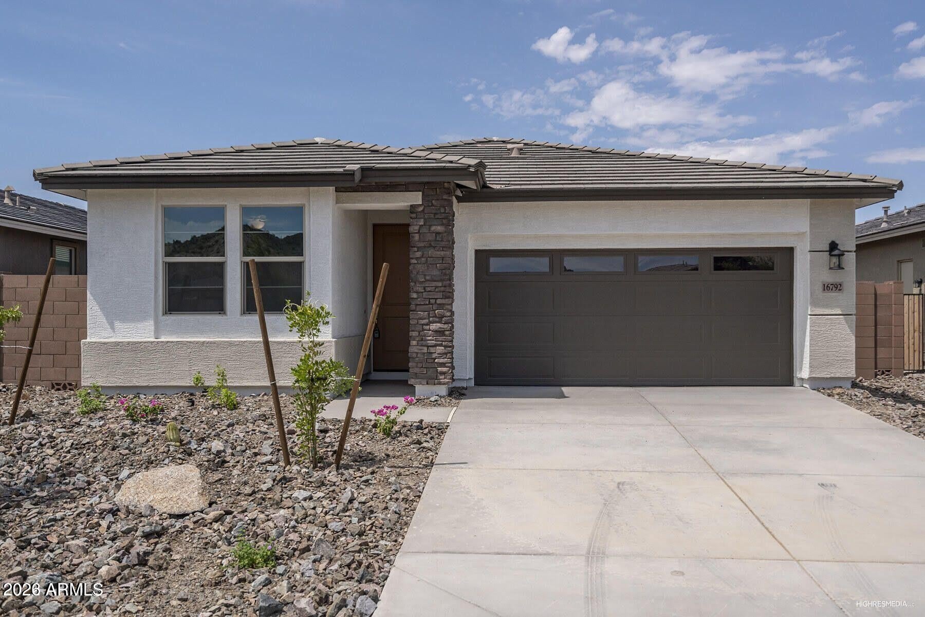 16792 W GWEN Street – photo 1