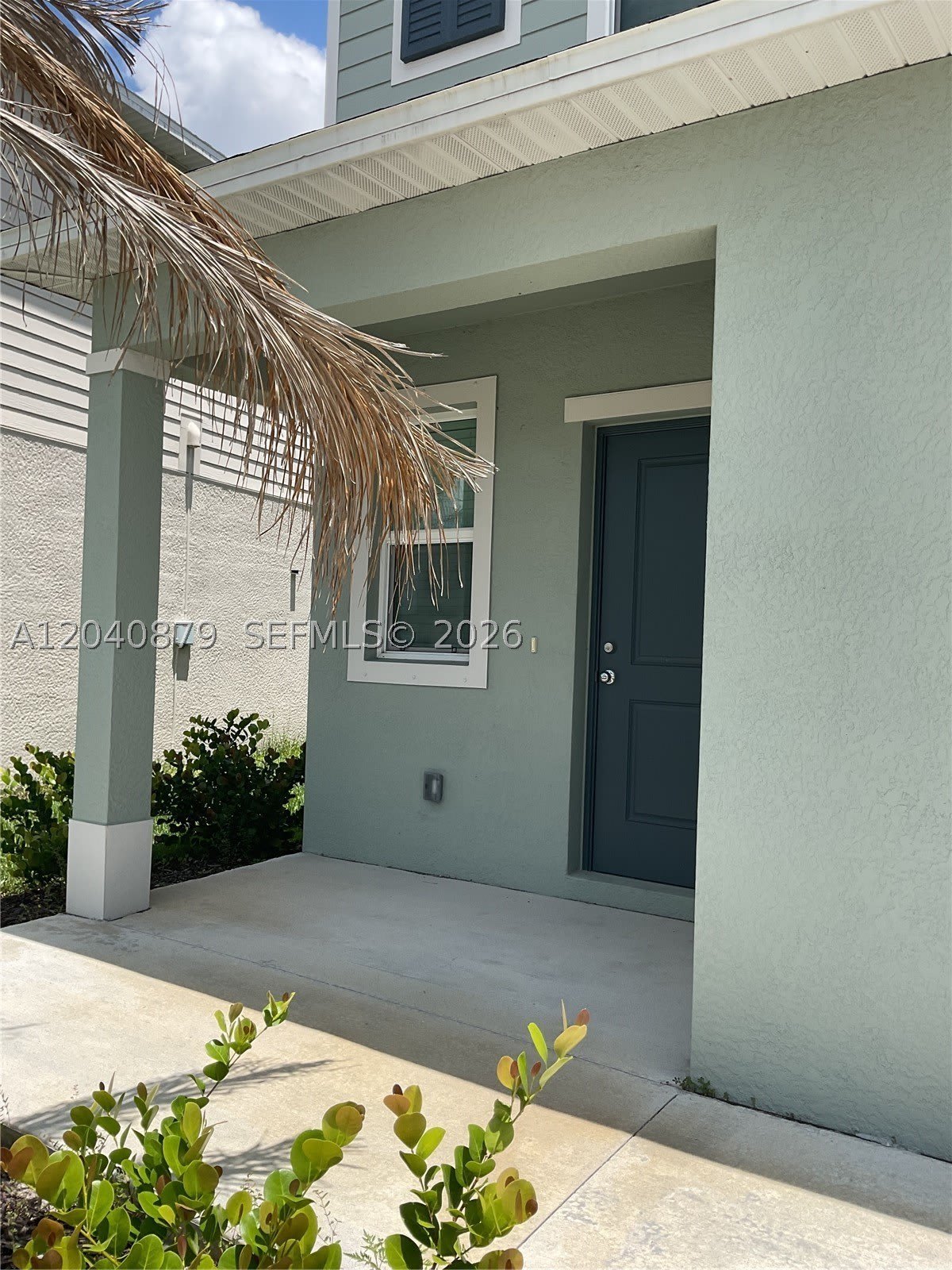 19619 Fairhill Ct – photo 2