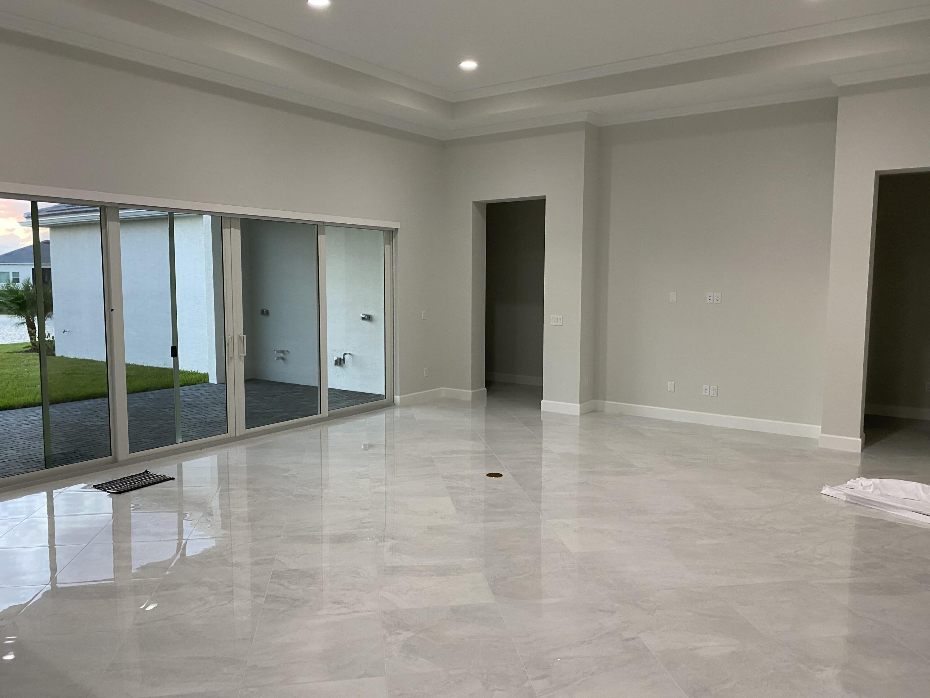 4685 Estates Circle – photo 4