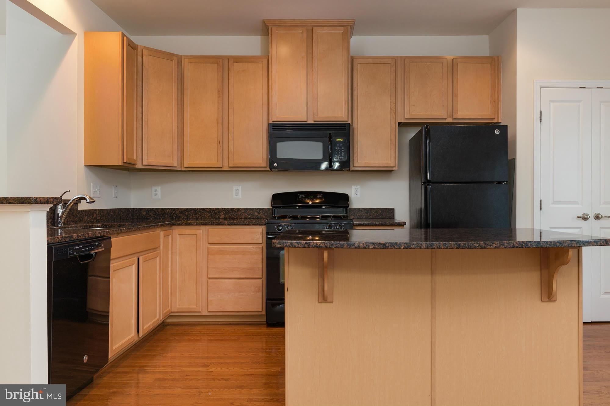 4548 Alliance Way – photo 2