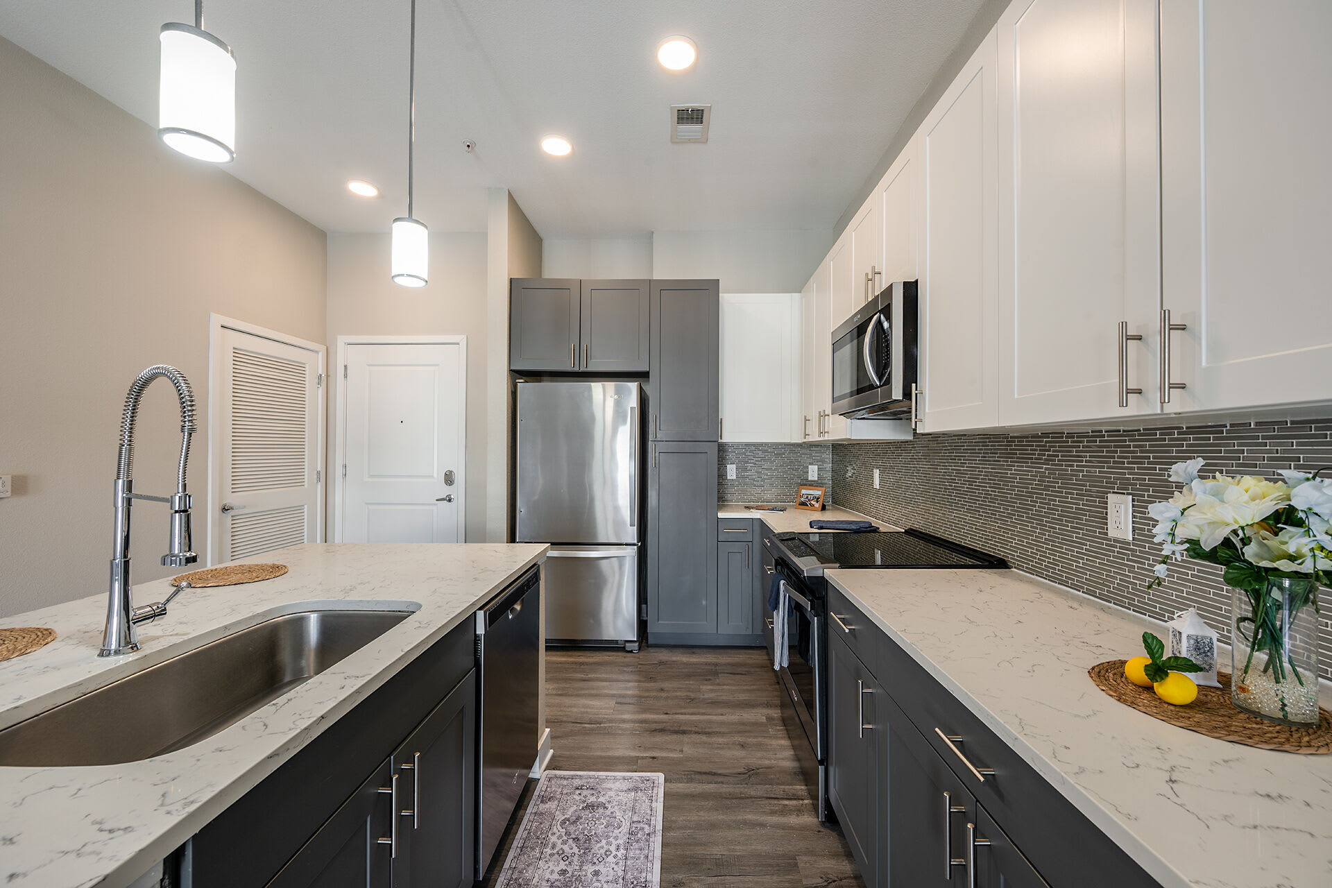 River House – photo 4