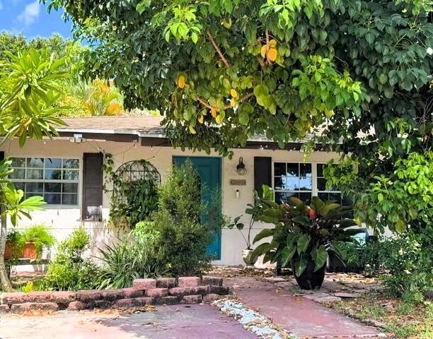 3803 HEATHER Drive W – photo 1