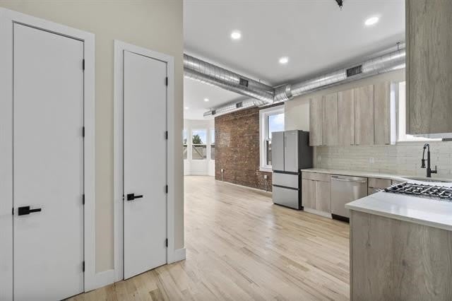 21 W 20Th St – photo 4