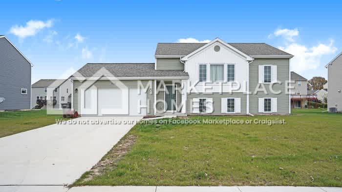 4648 Quaker Hill Drive SE – photo 1