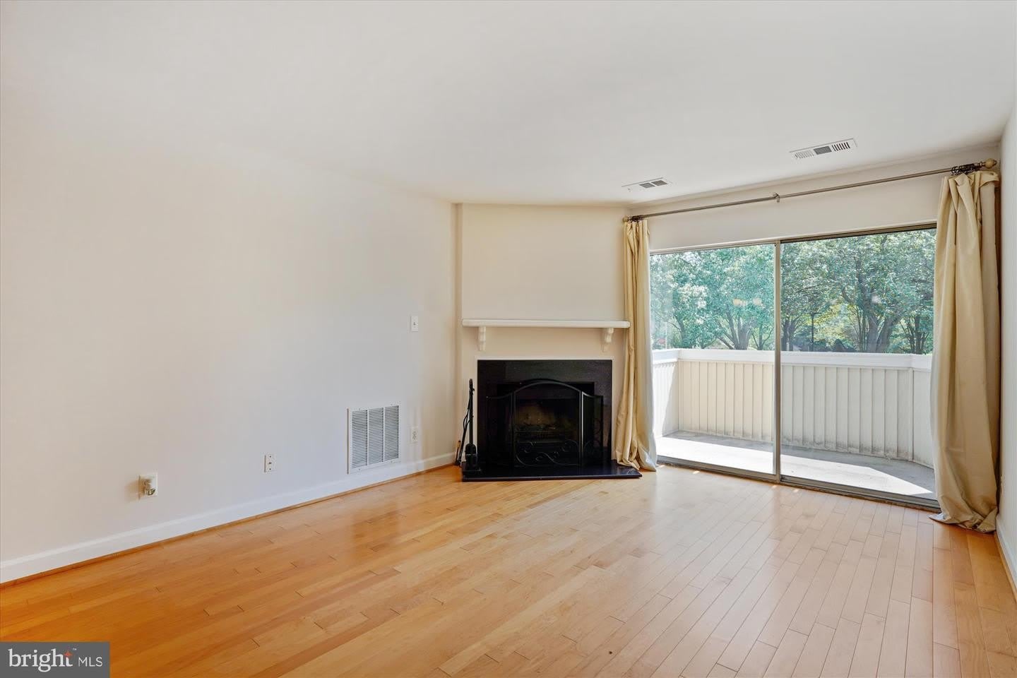 18210 CHALET DR #1-51 – photo 3