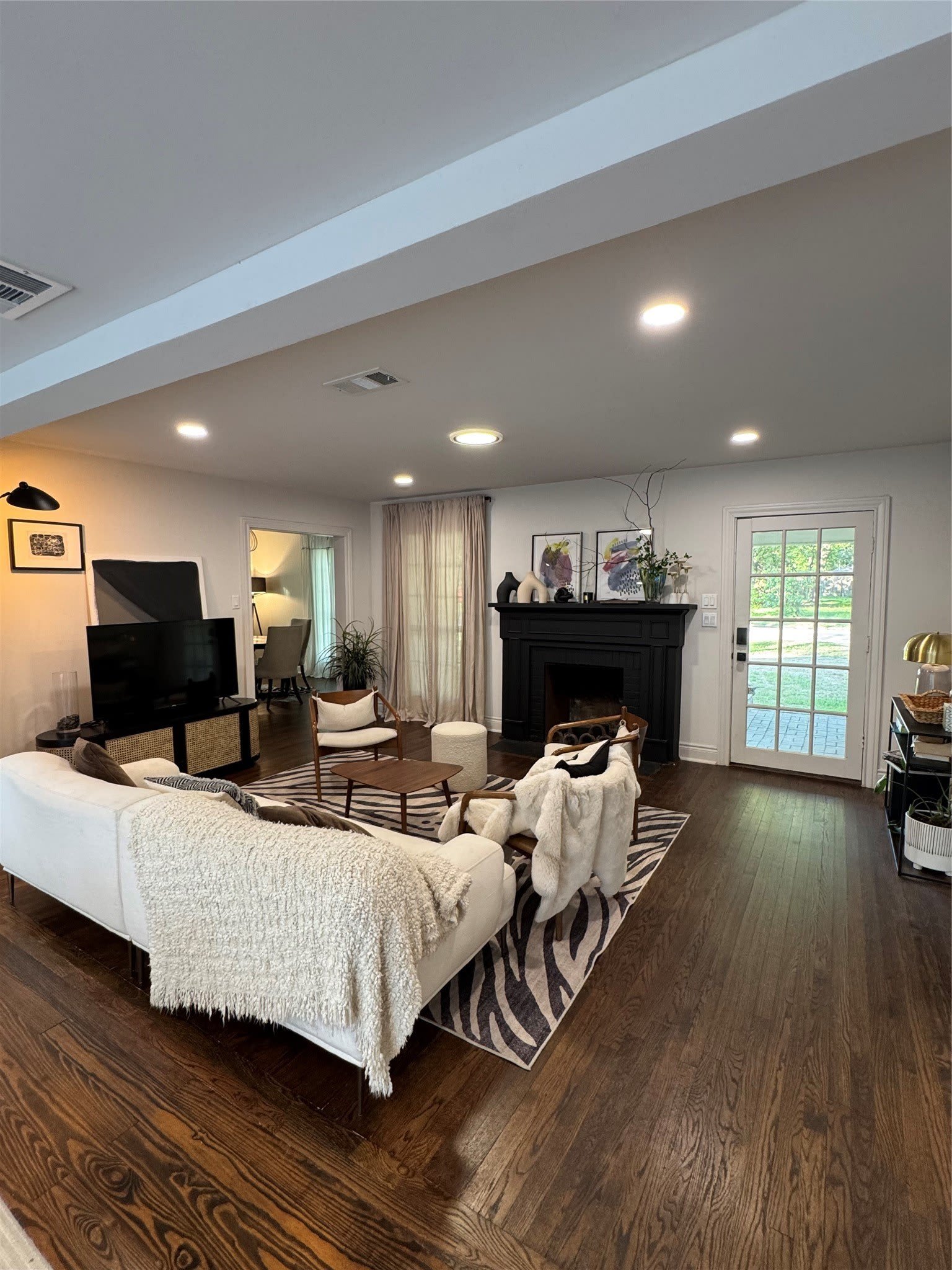 722 S Prairieville – photo 5