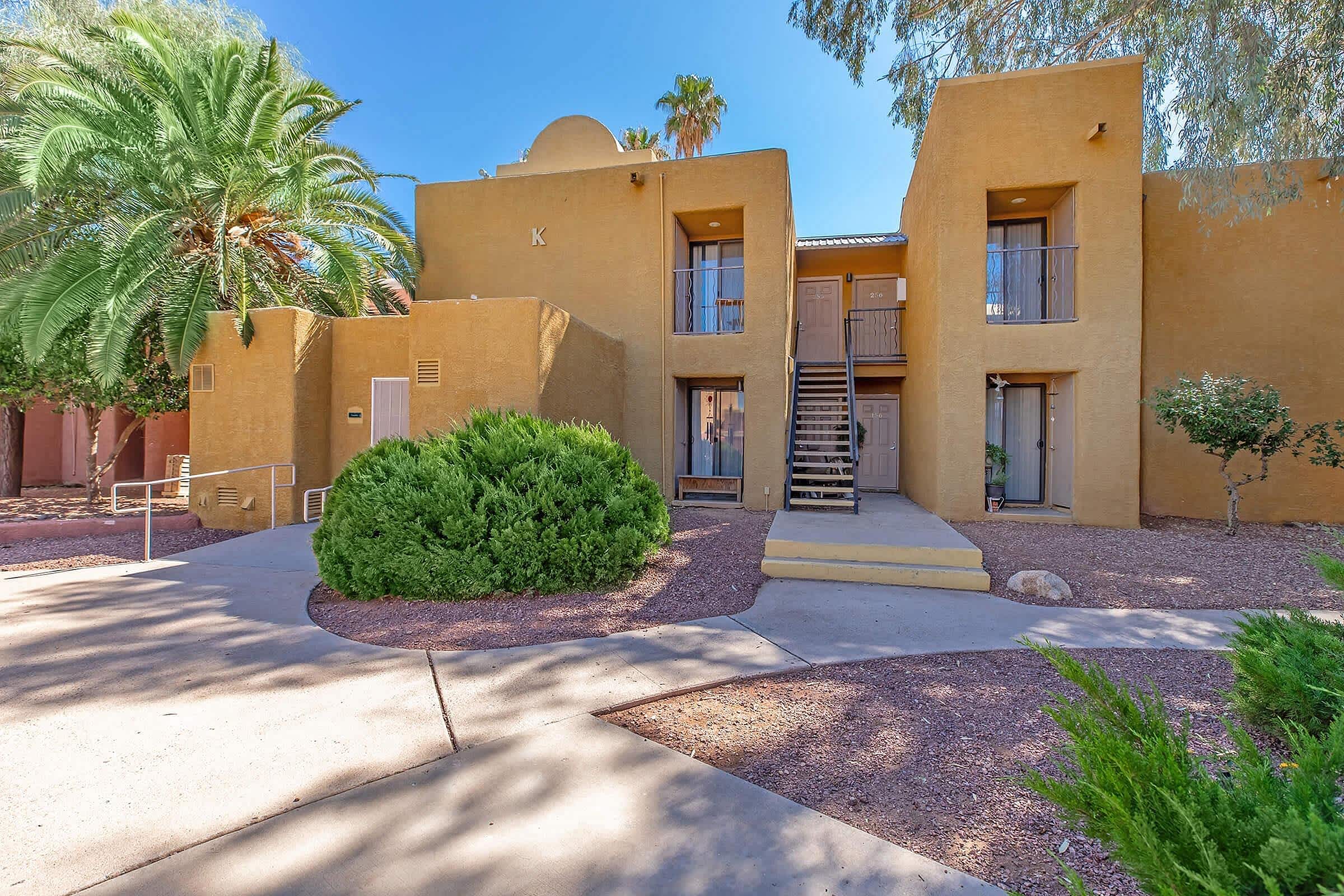 Pebble Creek Apartments – photo 4