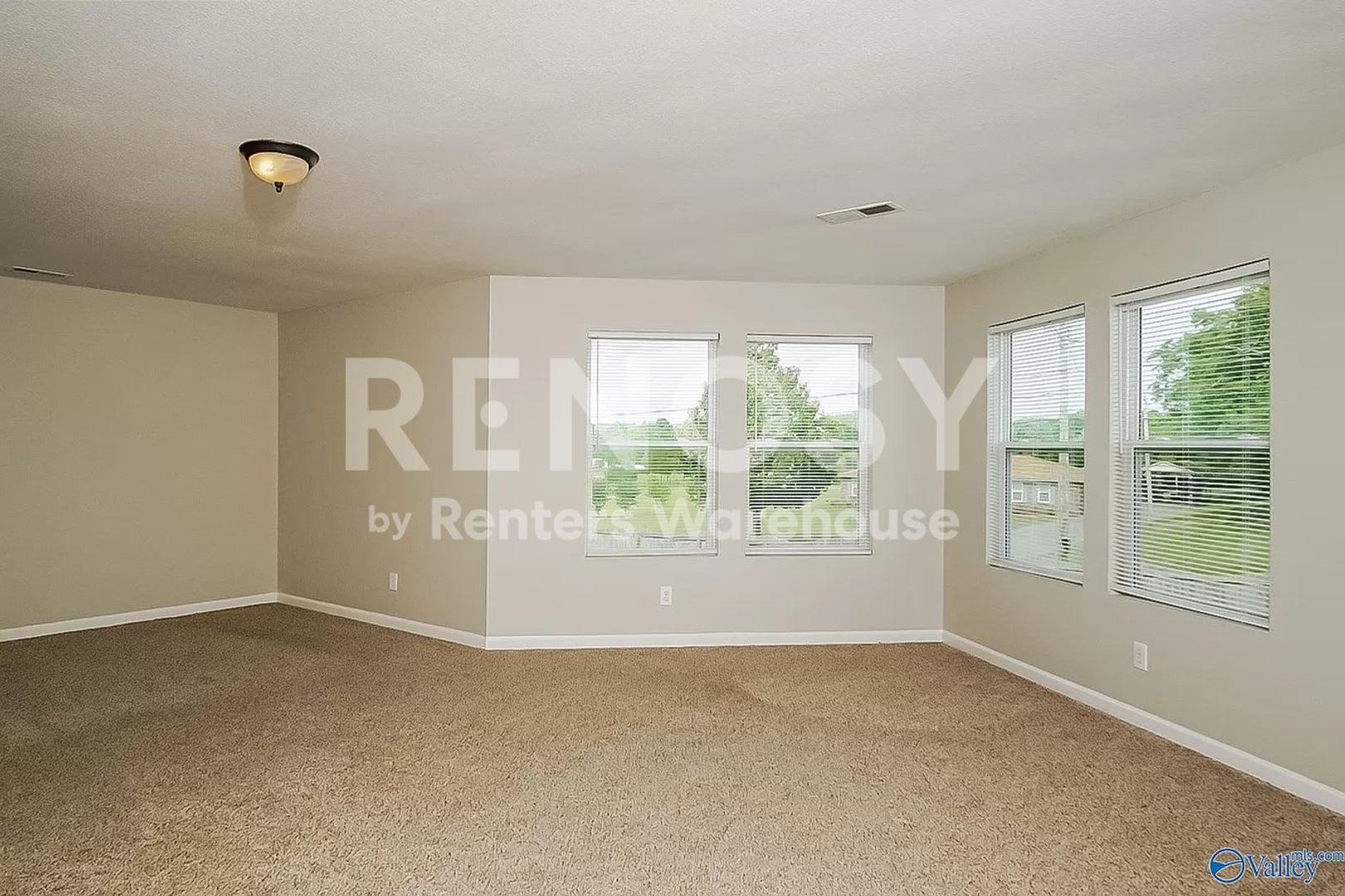 Come and experience 123 Forestbrook Dr. Madison AL 35757 -----Price Drop!!!!!! Available now!!!!!! – photo 3