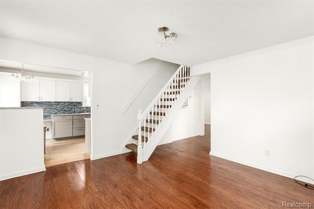 2200 Guthrie Avenue – photo 4