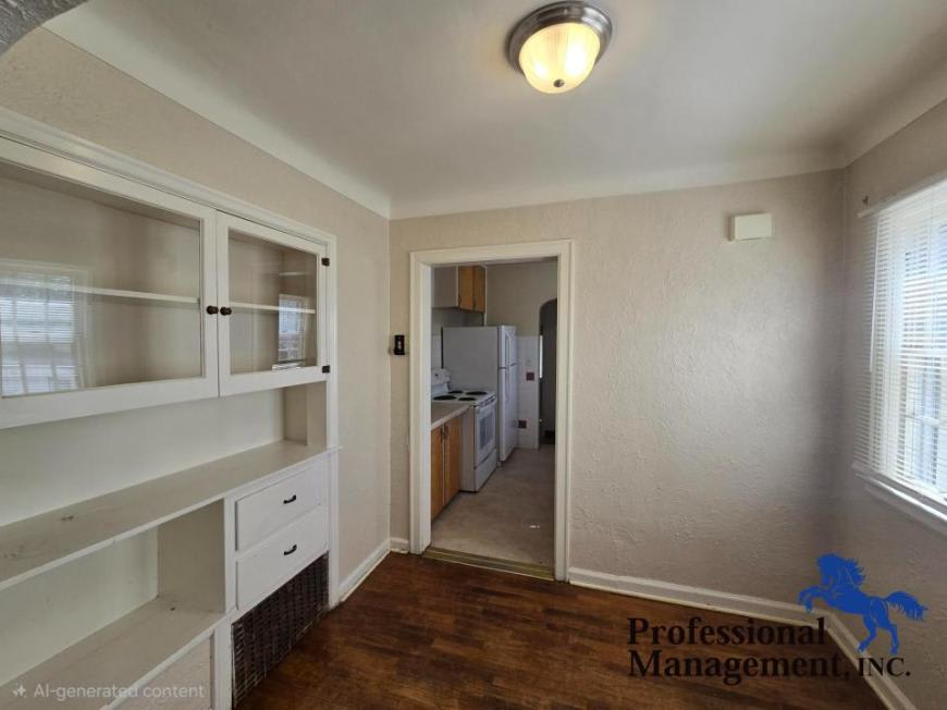 752 Alderson Ave – photo 3
