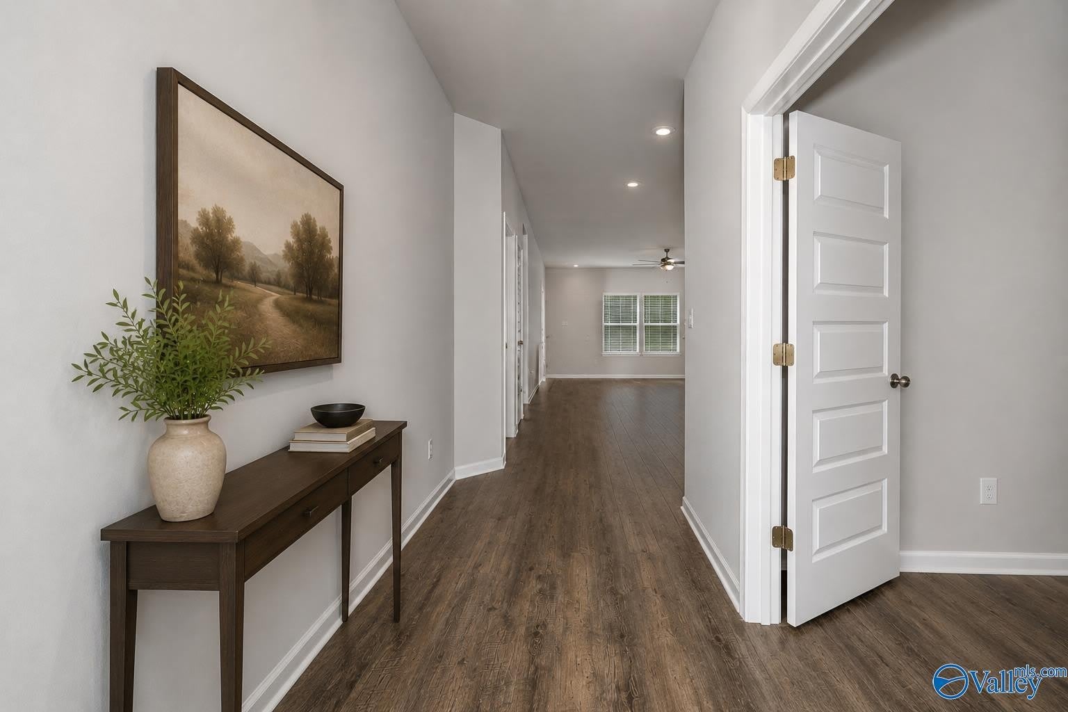 126 Jerrie Lynn Boulevard – photo 4