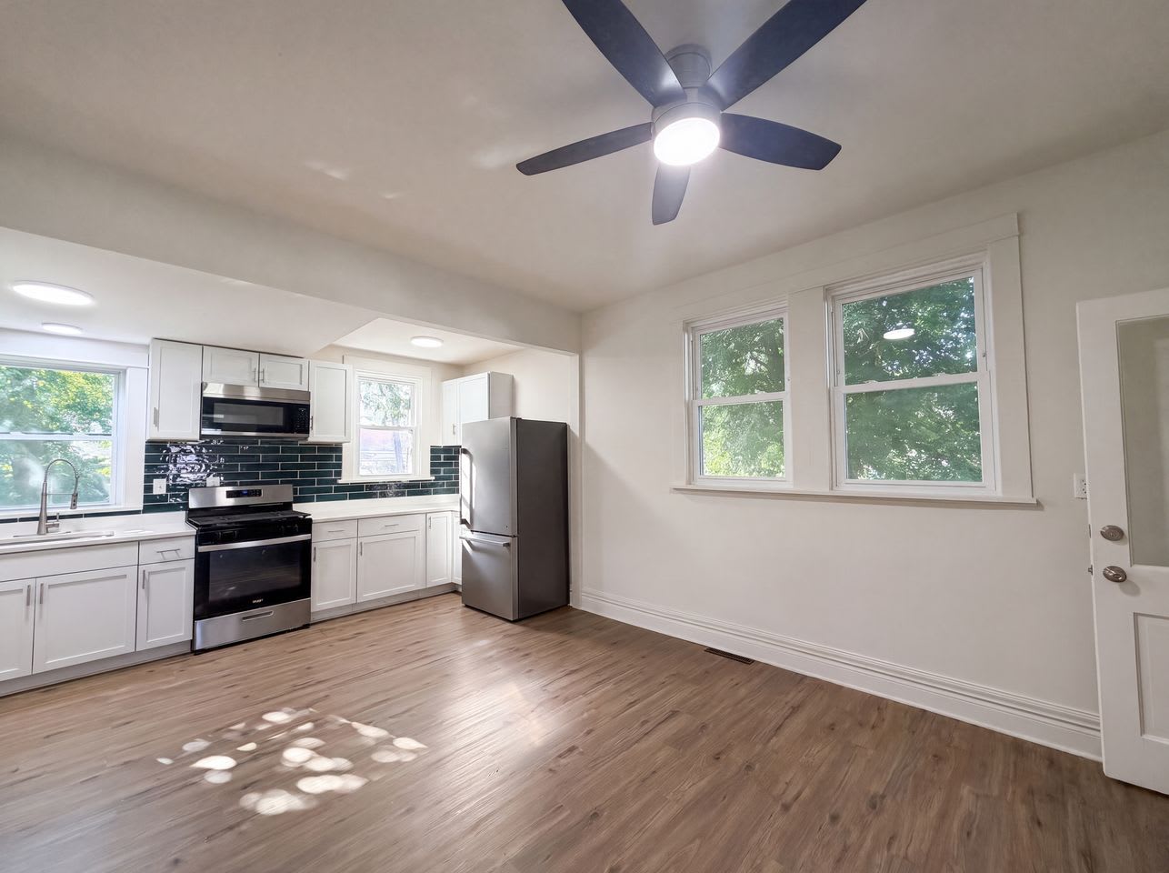 416 N 4th St – photo 4
