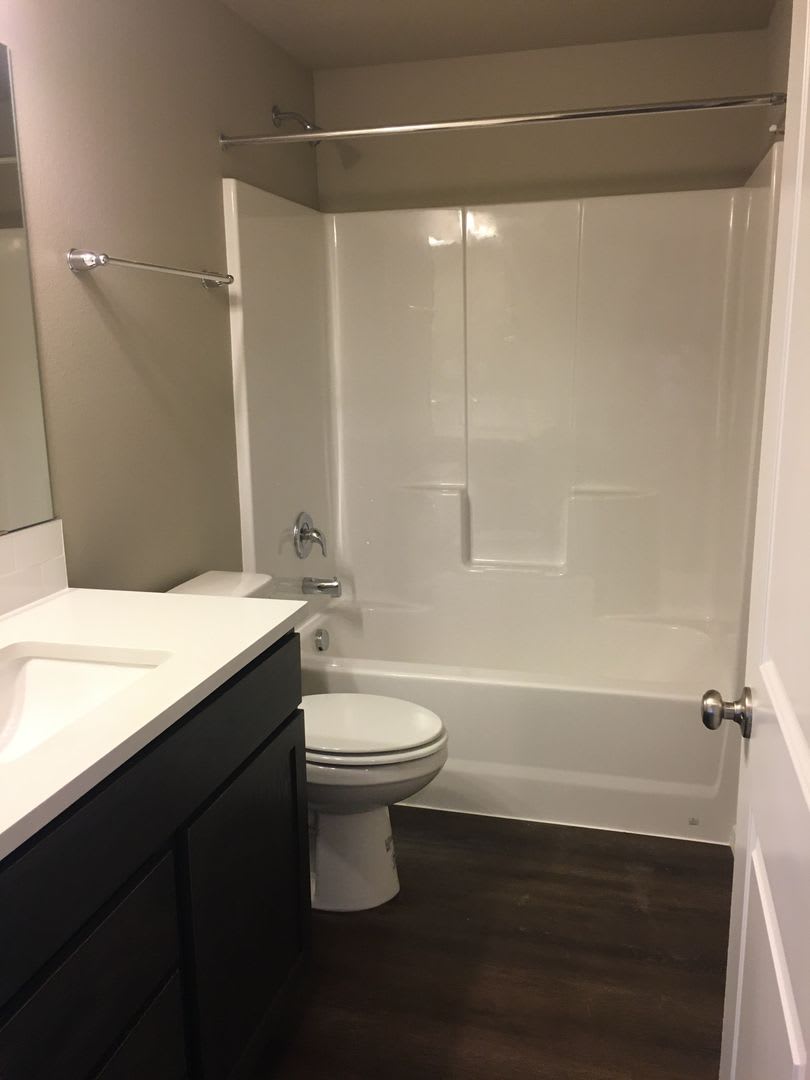 2 Bedroom / 1 Bathroom Cottage in SW Redmond OR – photo 5