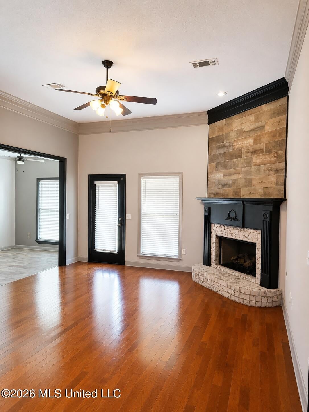 310 G W Bush Street – photo 4