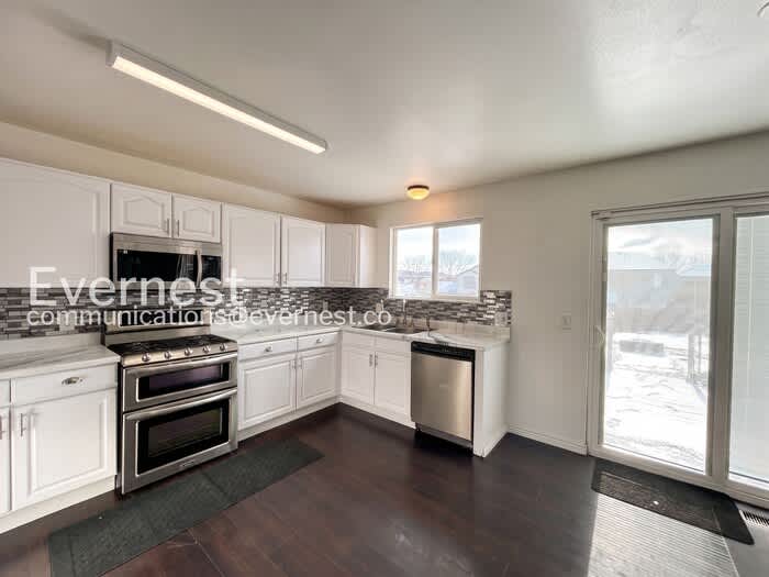 3212 Blue Grass Circle – photo 5