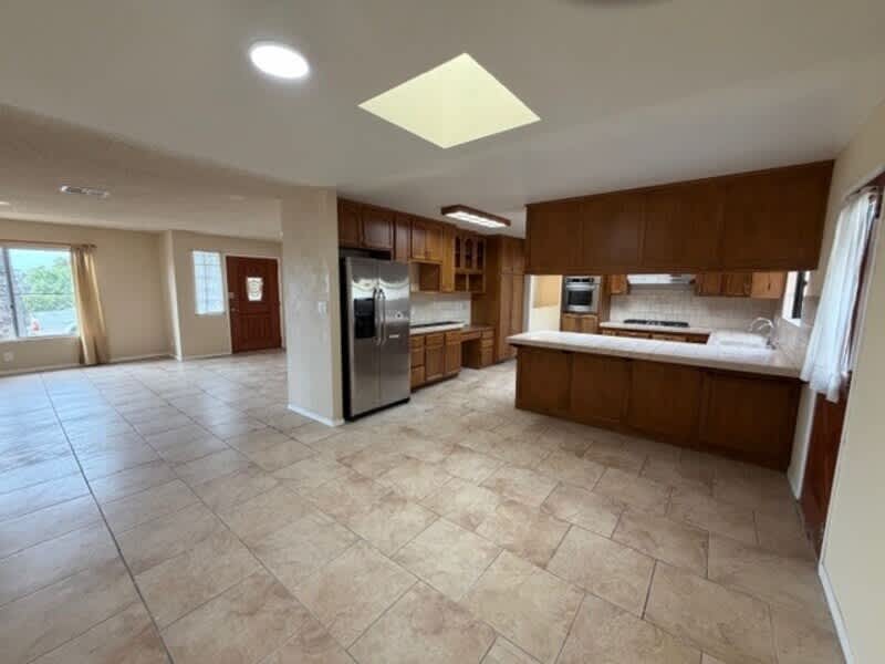 1609 Grove Street Unit B – photo 5