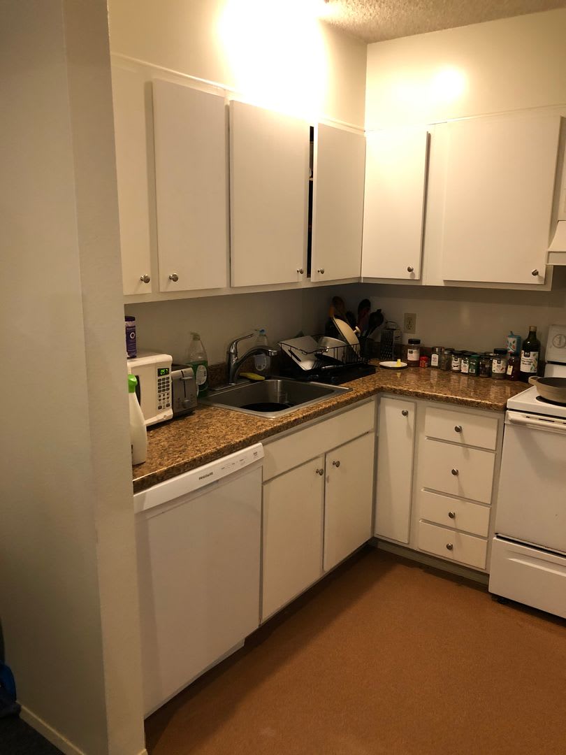Fairlane Apartments 5520 – photo 5
