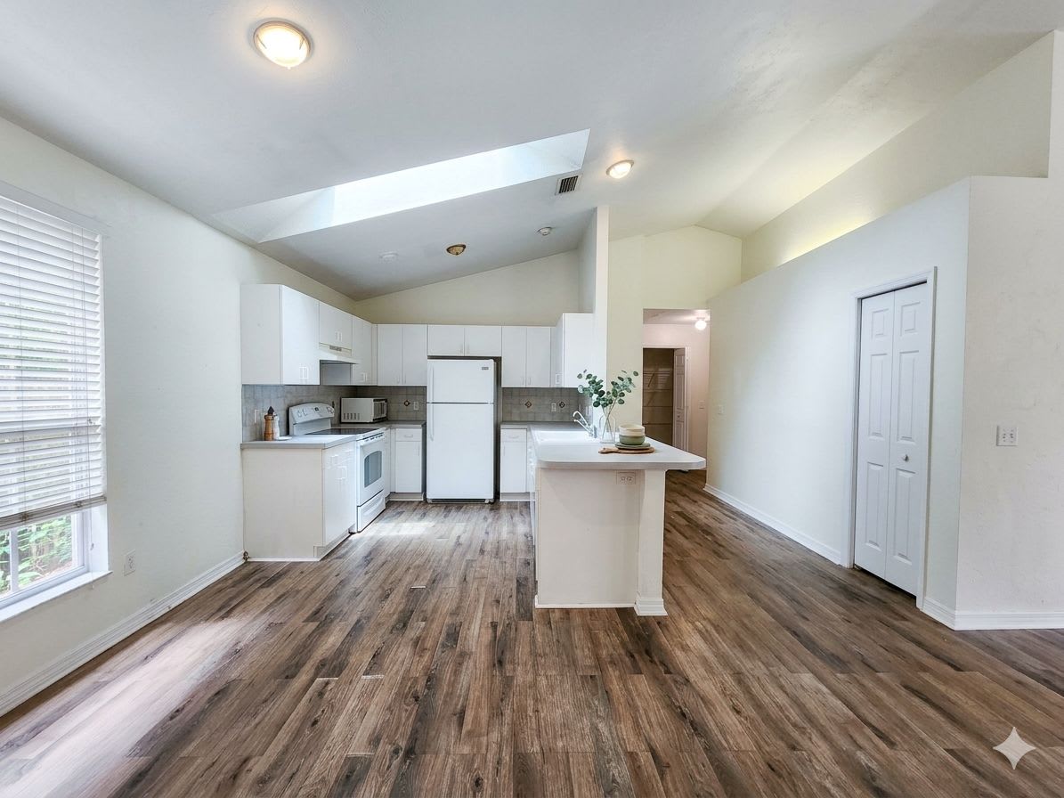 2027 Sw 73Rd Street Gnv Fl 32607 – photo 2
