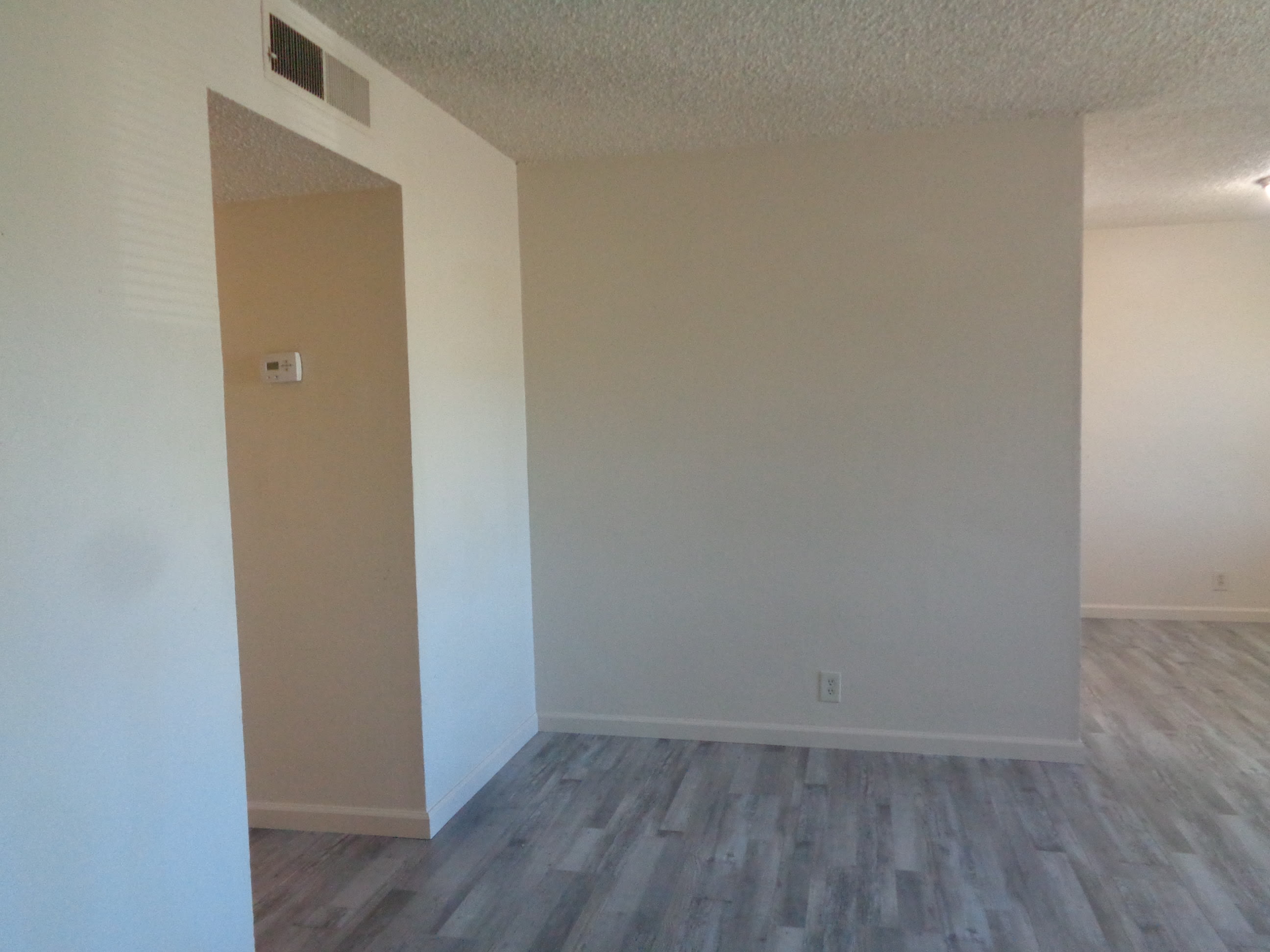 958 S. Barrett Road #4 – photo 3