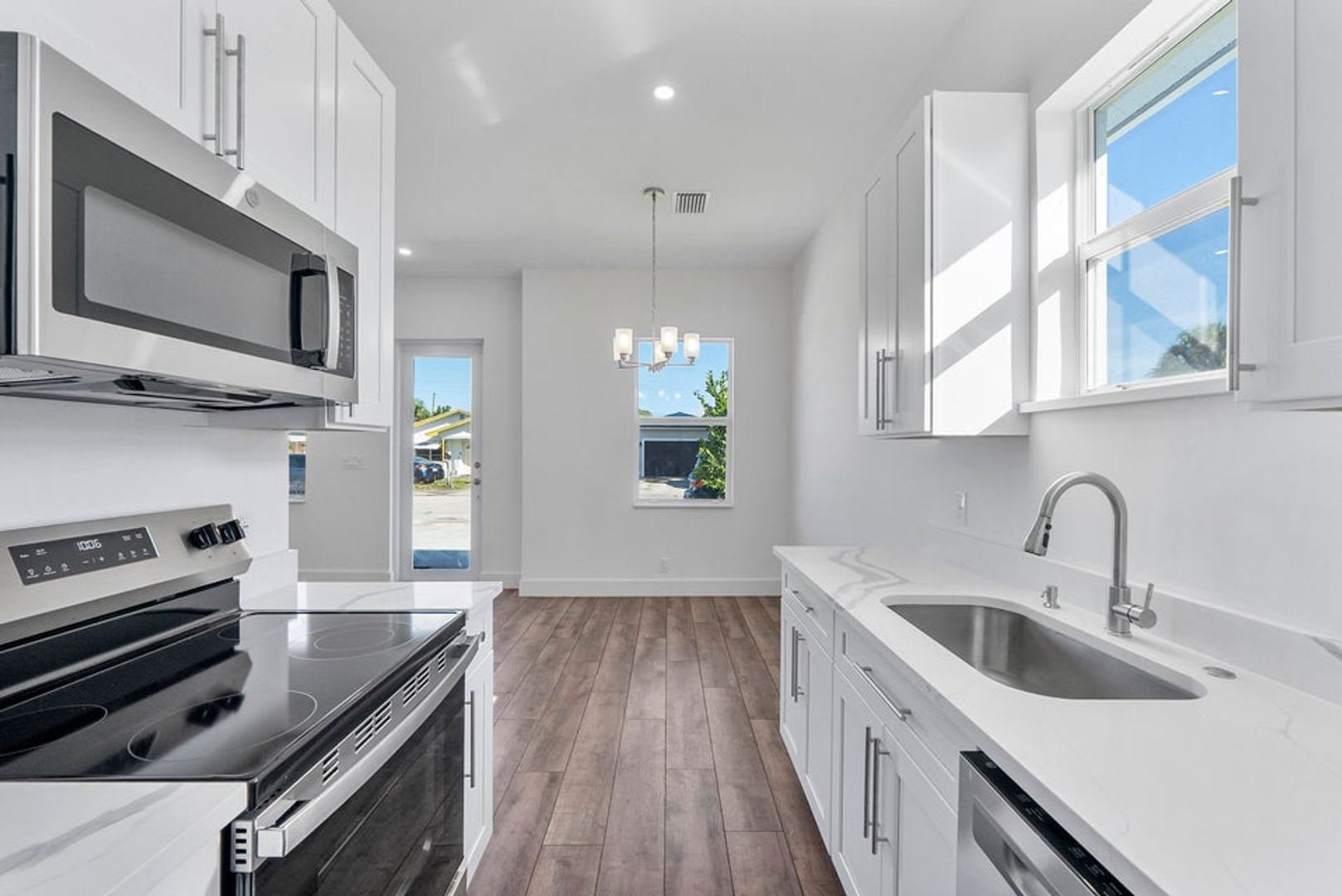 1573 W 16Th Street Riviera Beach Fl 33404 – photo 1