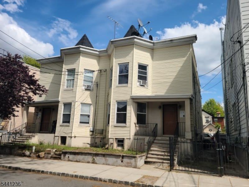 54 Smith Street – photo 1