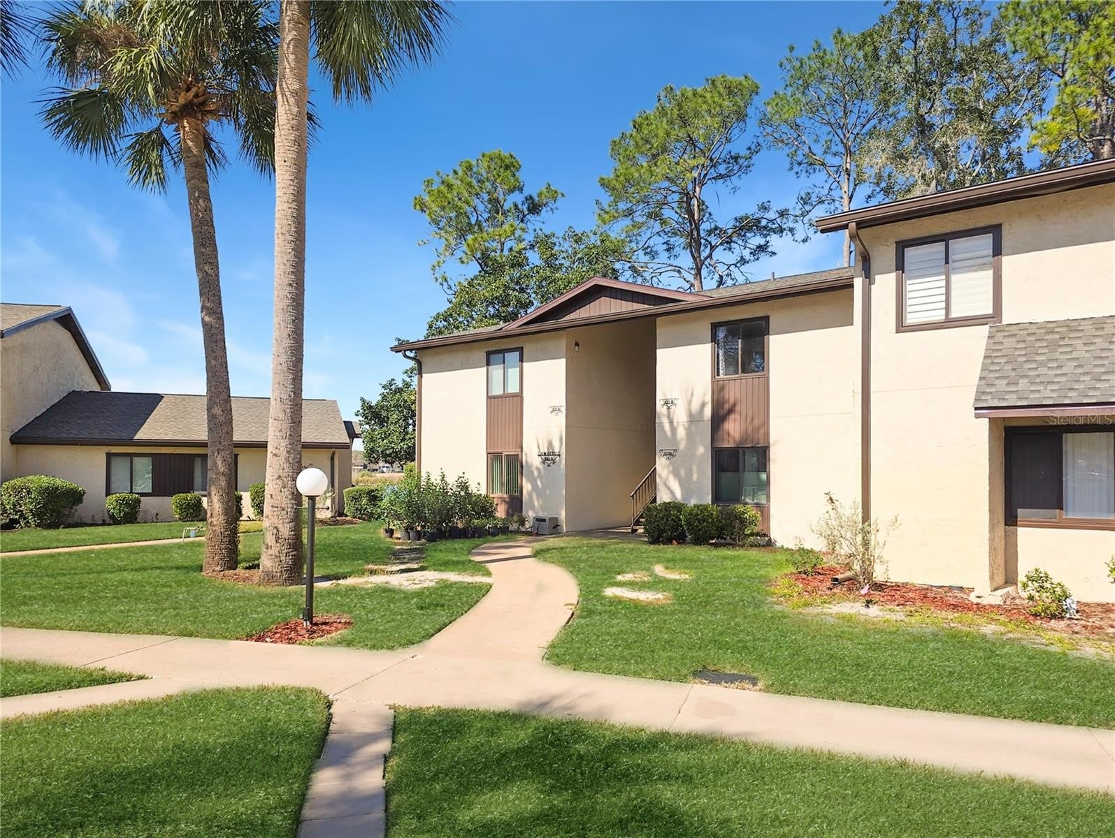 623 MIDWAY Drive – photo 2