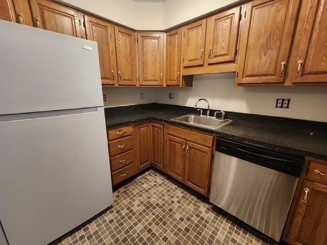 605 Springbrook Circle – photo 5