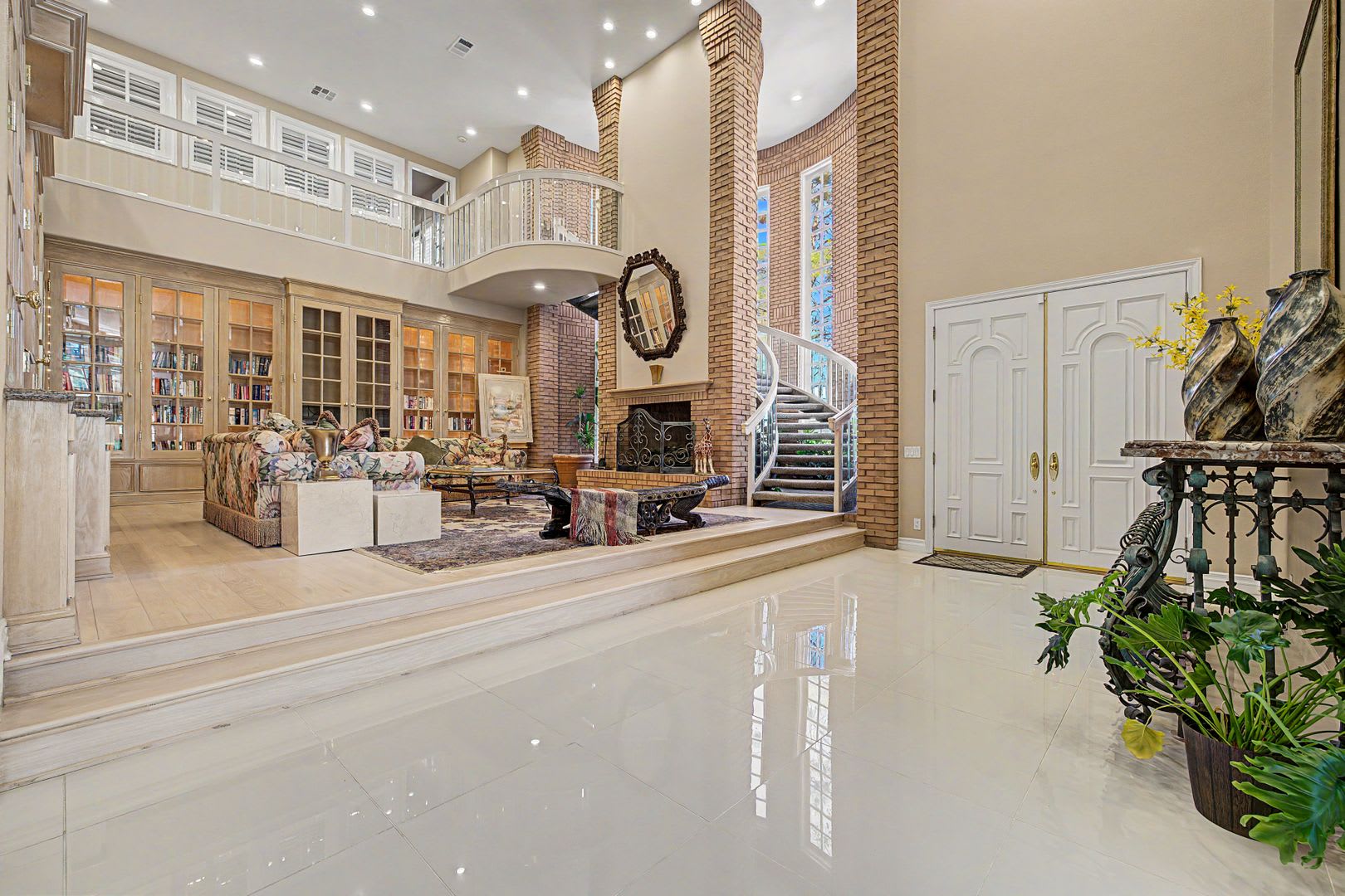 1105 BROADMOOR – photo 4