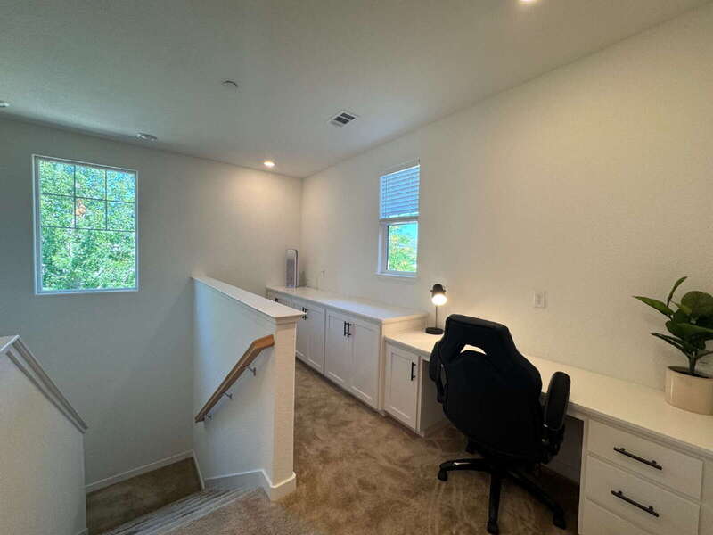 2445 Town Circle – photo 5