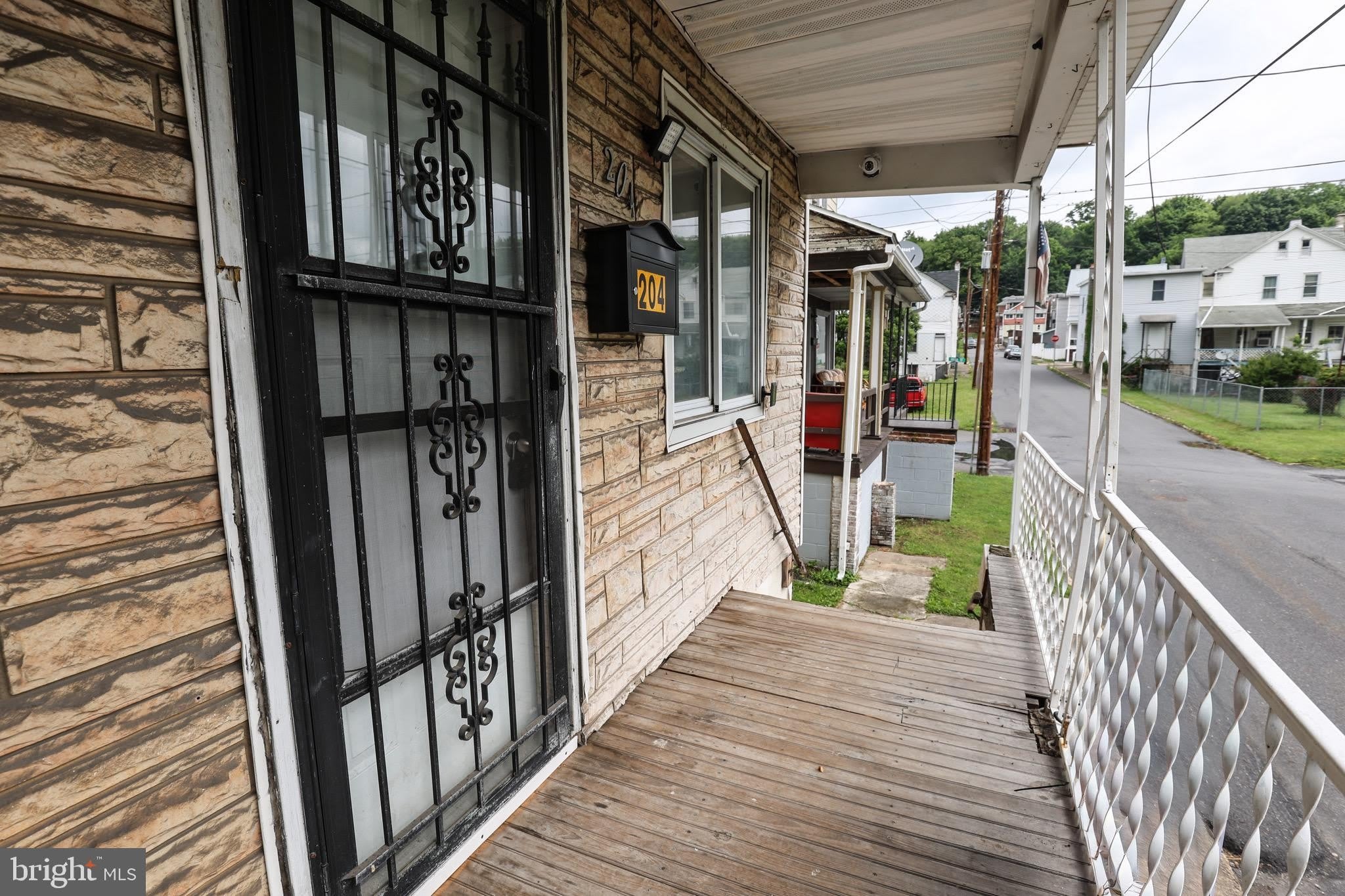 204 3RD Street – photo 3