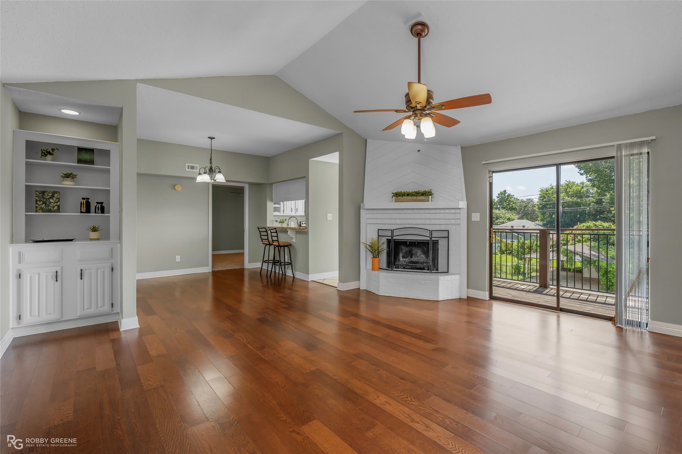 3100 Fairfield – photo 4