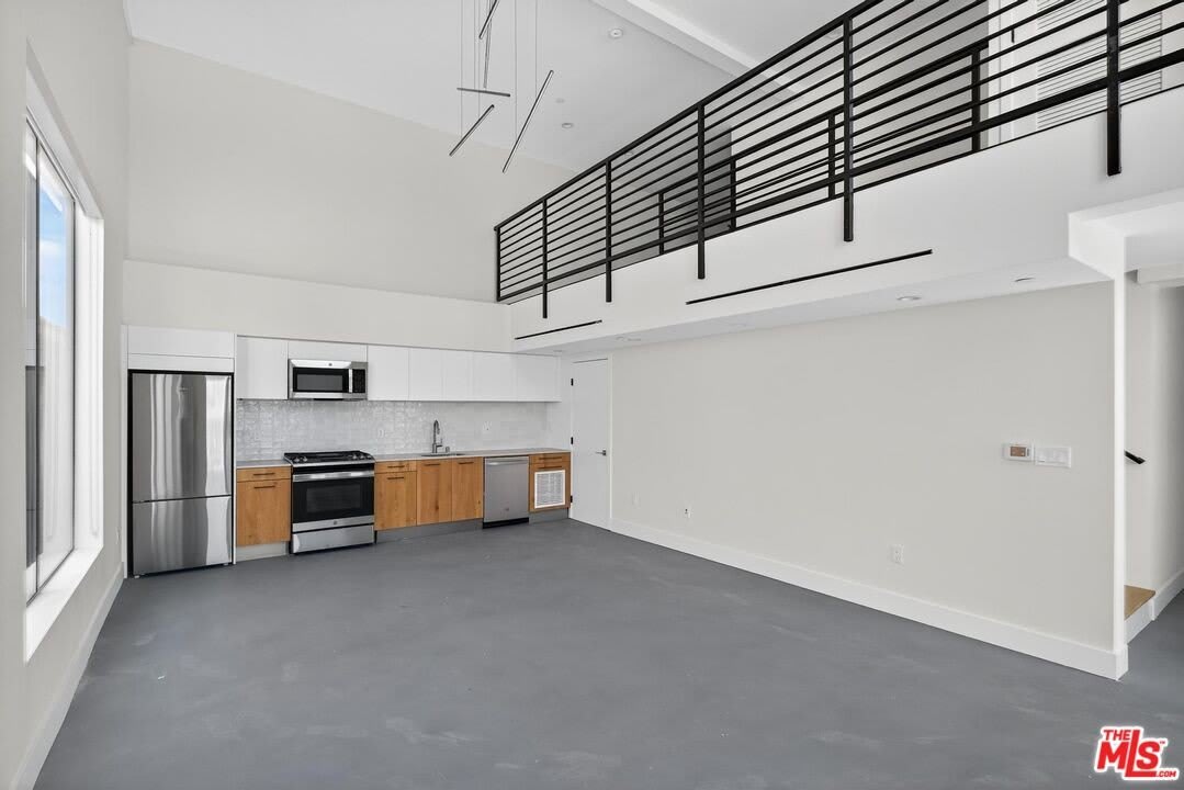 2412 Eads St – photo 5
