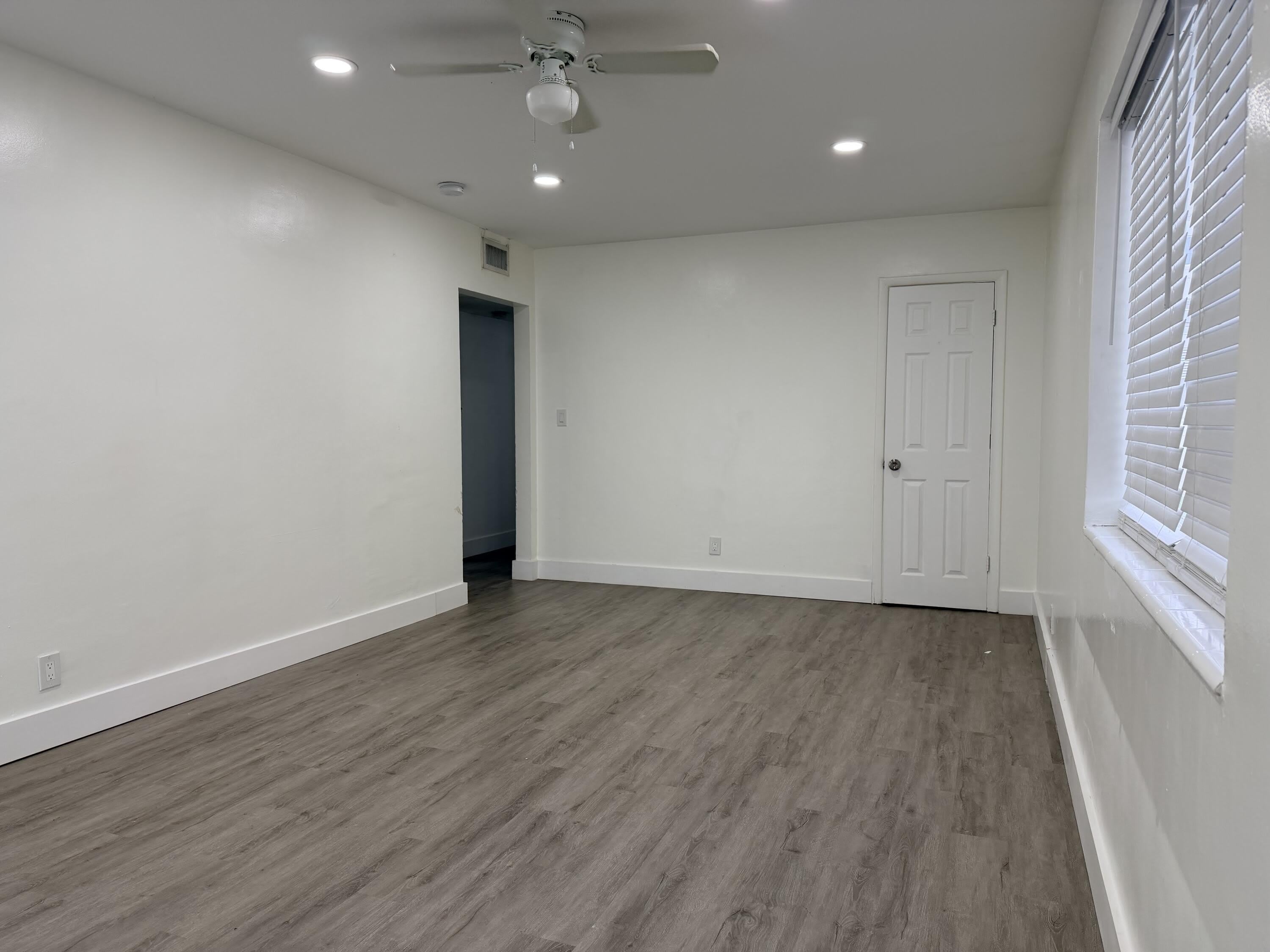 1853 Madison Street – photo 4