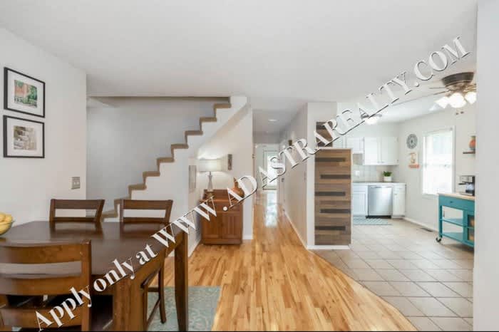 2715 Holmes Street – photo 5