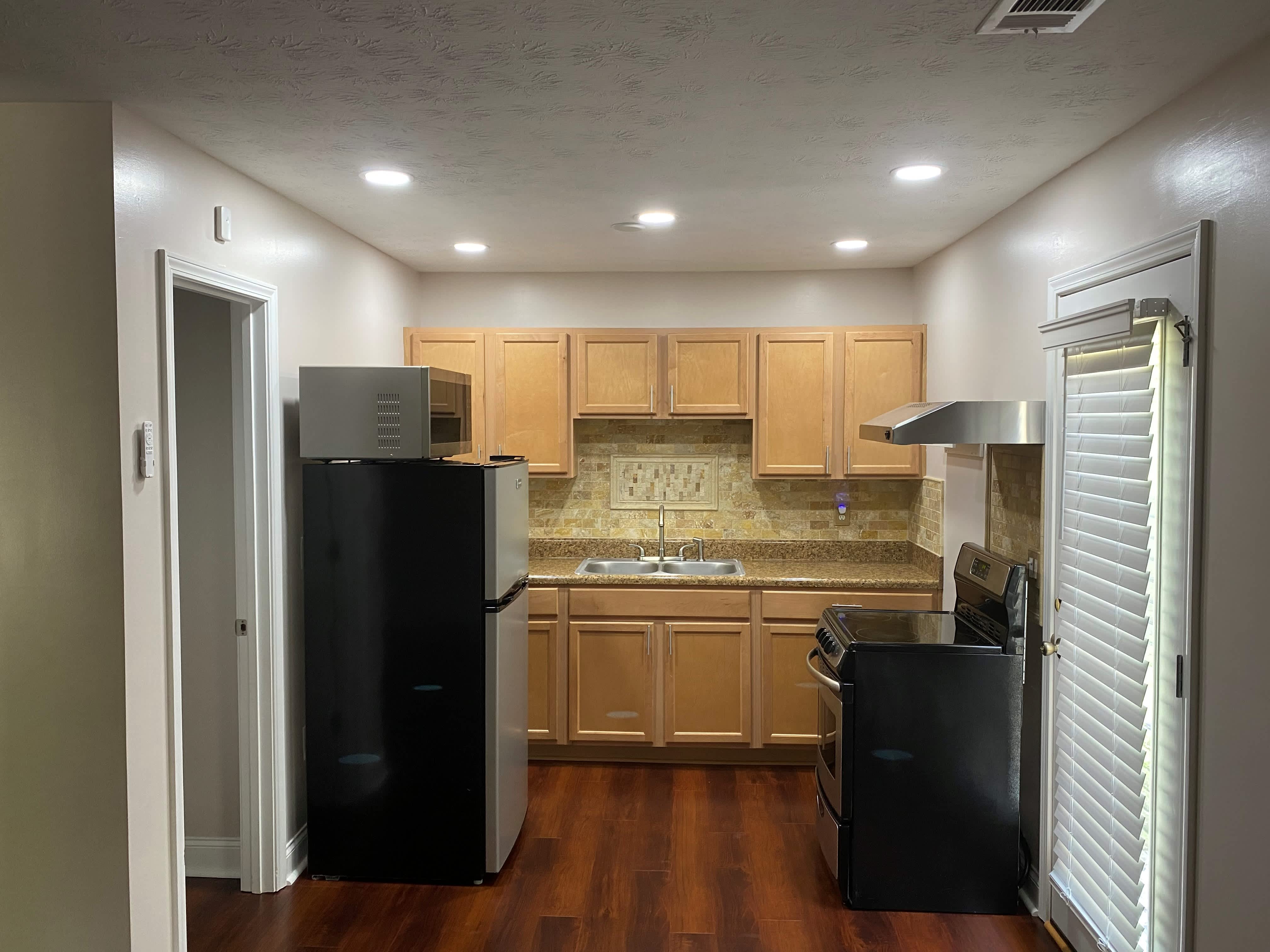 515 Cole Creek Dr – photo 2