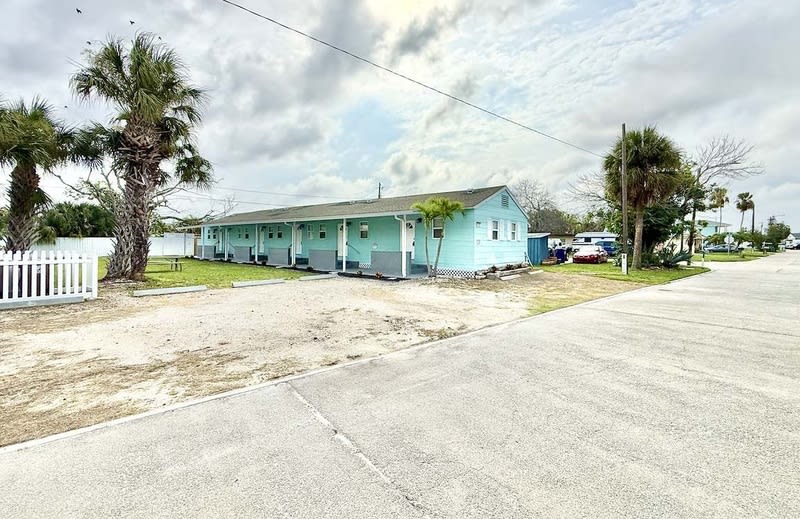 13207 3rd Street East – photo 4