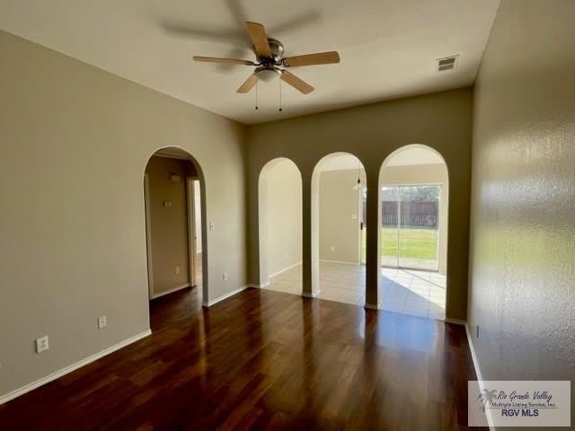2798 POMPEII ST. – photo 4