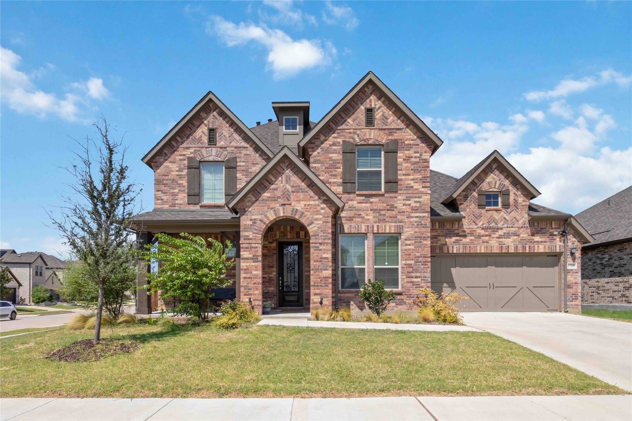 1308 Ladys Mantle Way – photo 2