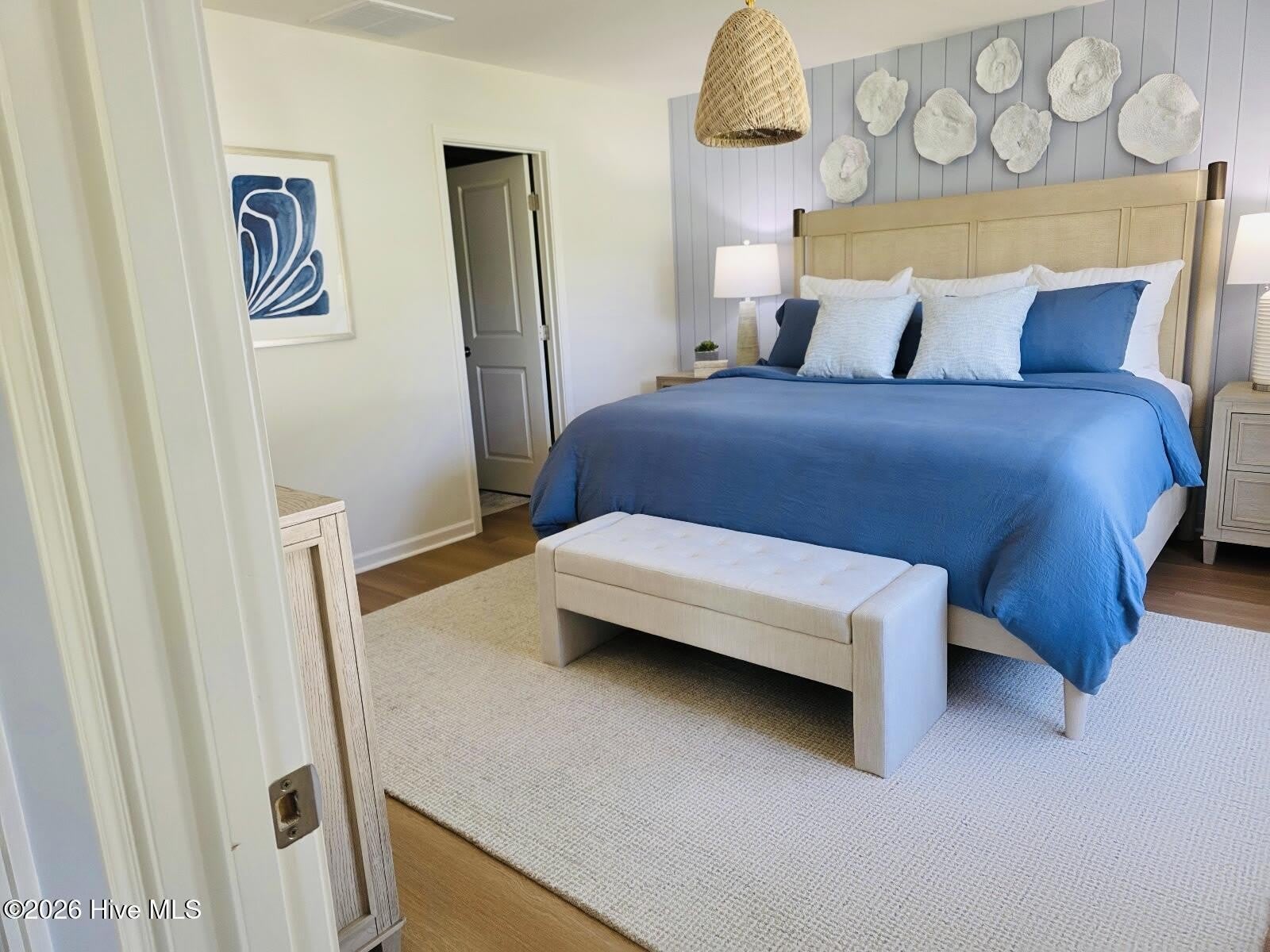 1056 Ben Thomas Drive NE – photo 2