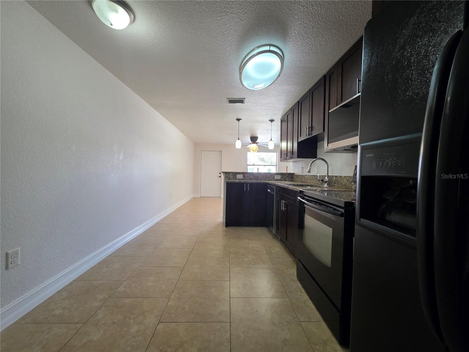 15532 Chamberlain Boulevard – photo 5