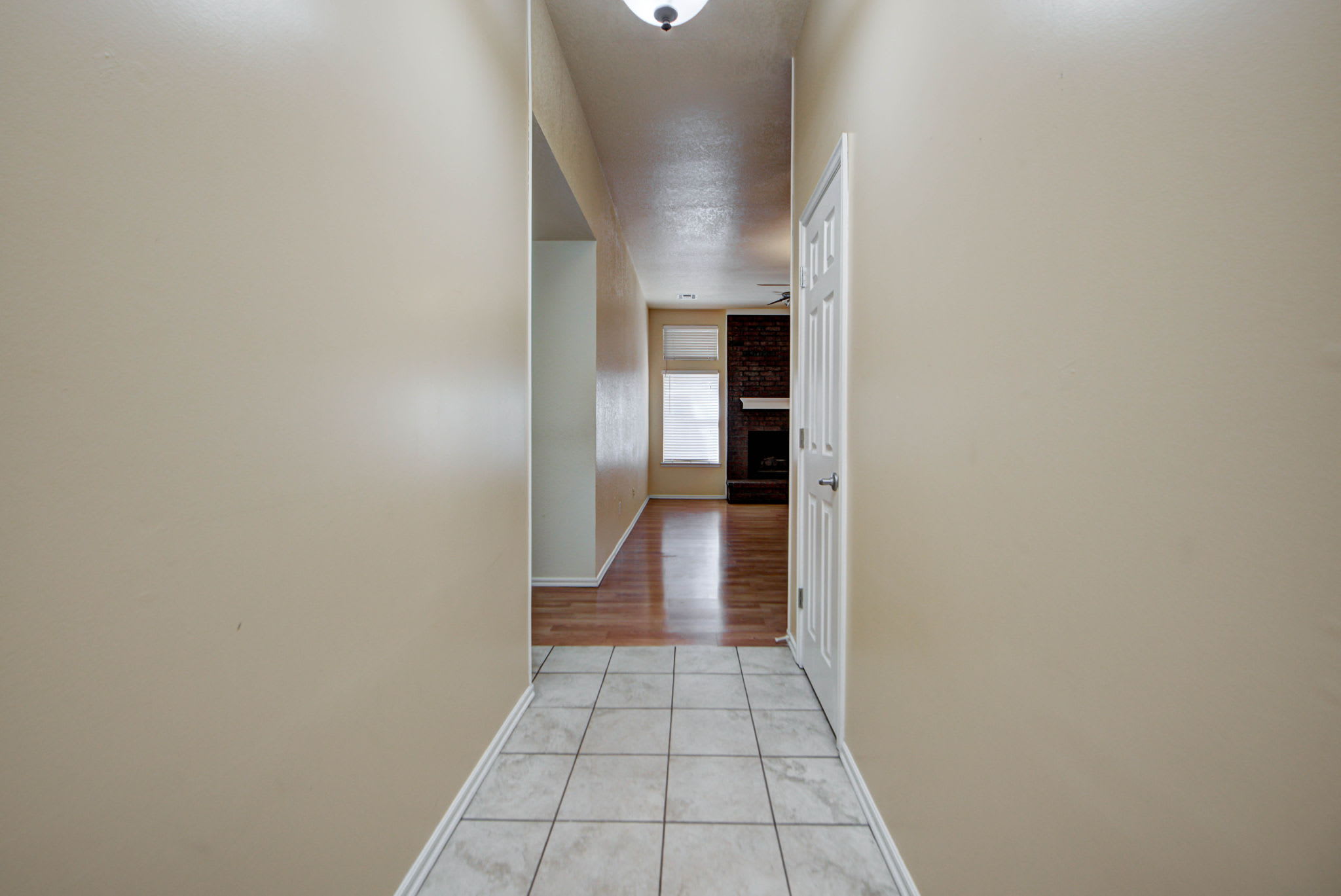 2904 Canyon Oaks Court – photo 2